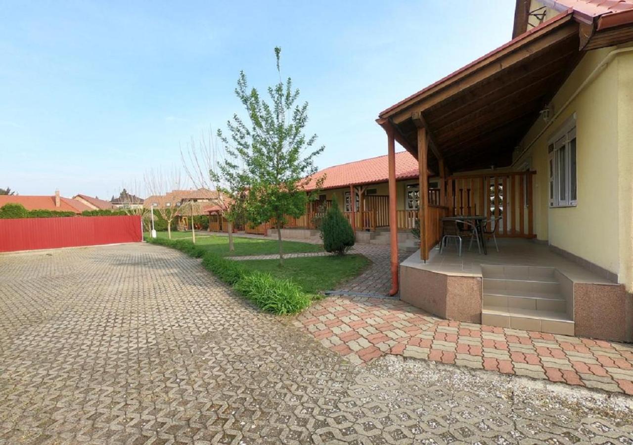 Zam-Zem Holiday Apartman Hajduszoboszlo Exterior photo